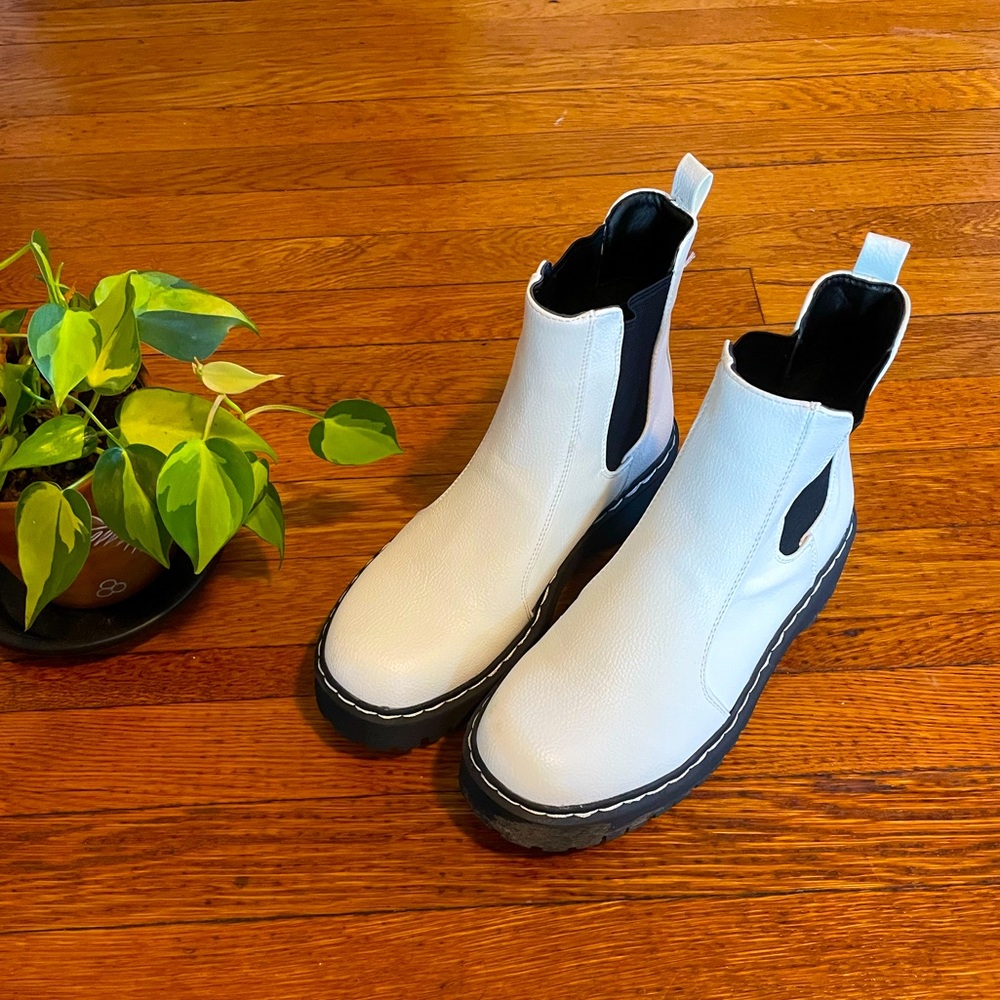 Sincerely Jules vegan leather Chelsea boots worn once